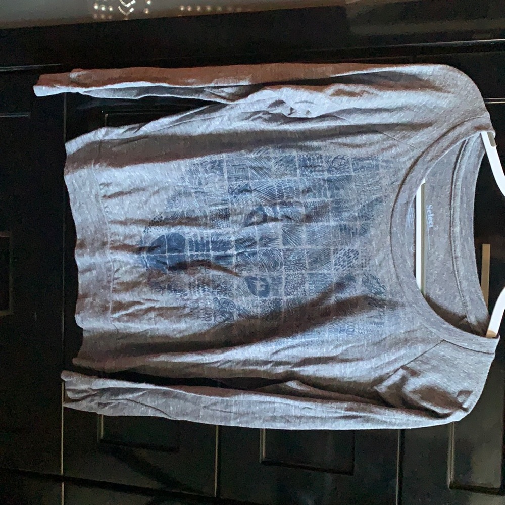 Select Patchwork Wolf Long Sleeve T Shirt